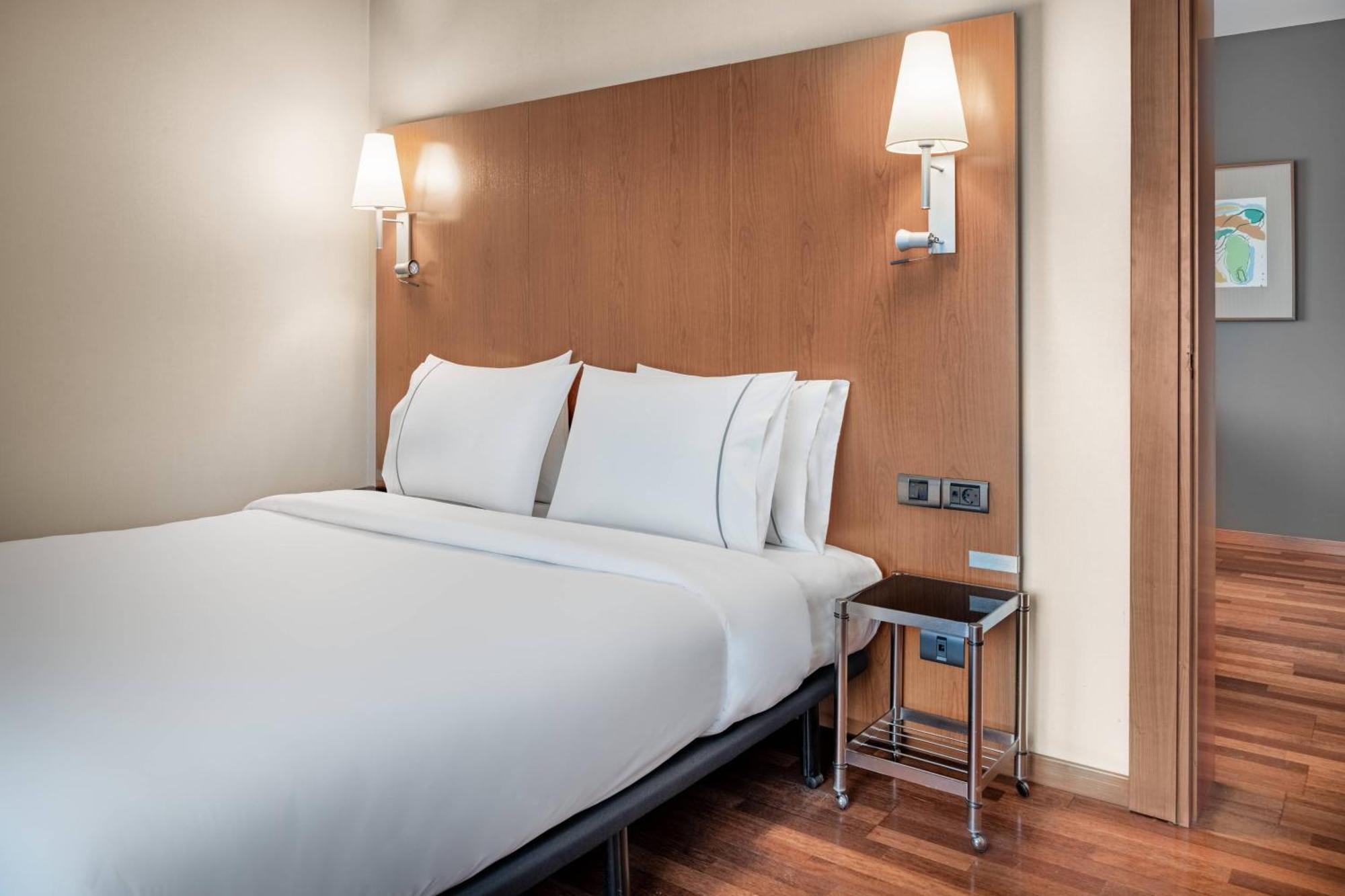 Ac Hotel Ponferrada By Marriott Εξωτερικό φωτογραφία