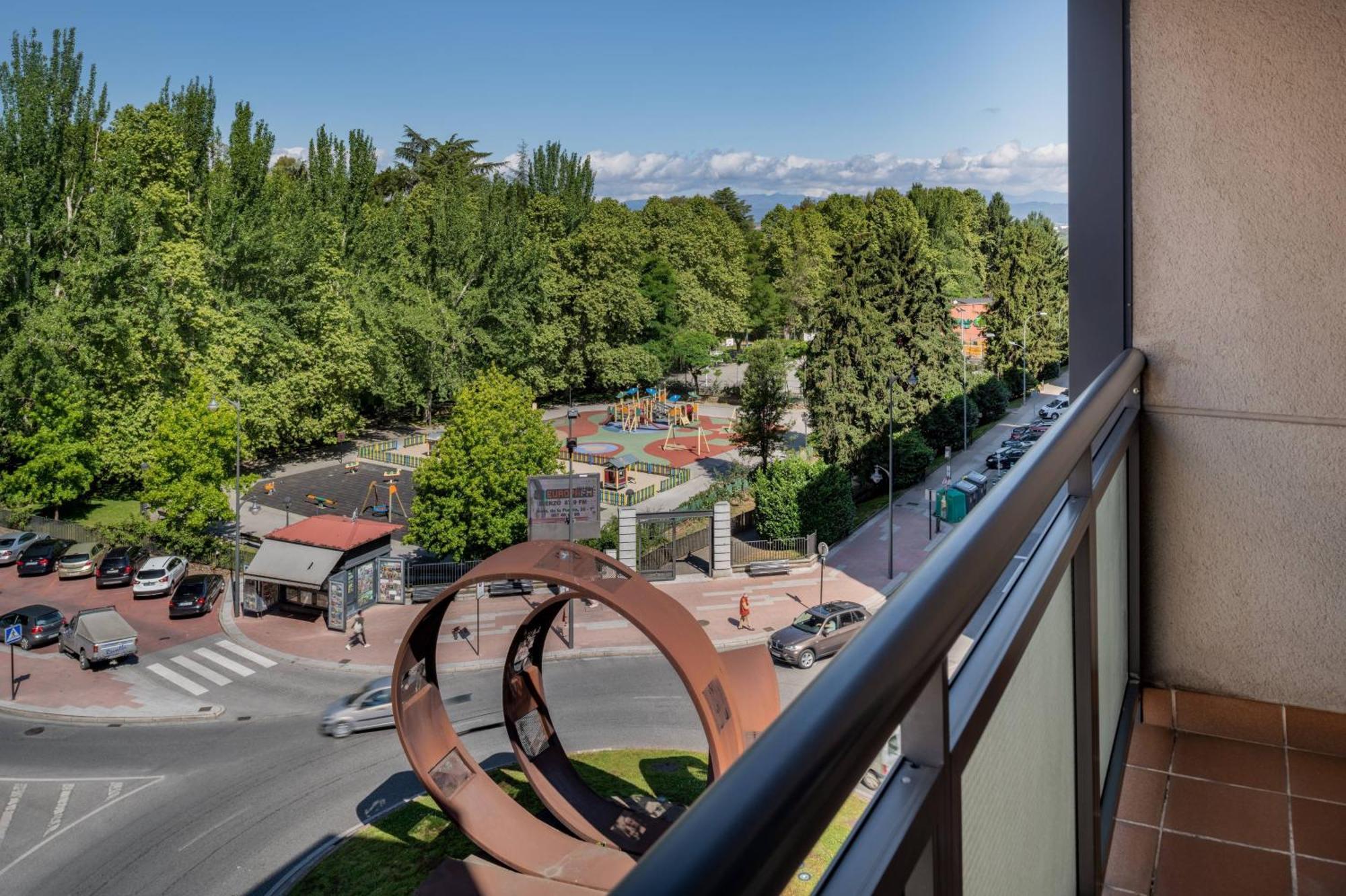 Ac Hotel Ponferrada By Marriott Εξωτερικό φωτογραφία
