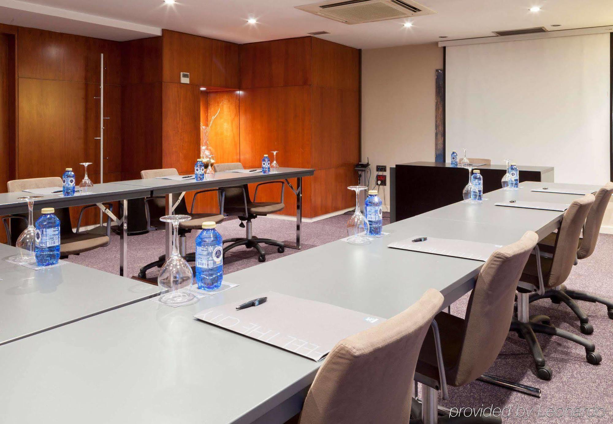 Ac Hotel Ponferrada By Marriott Εξωτερικό φωτογραφία