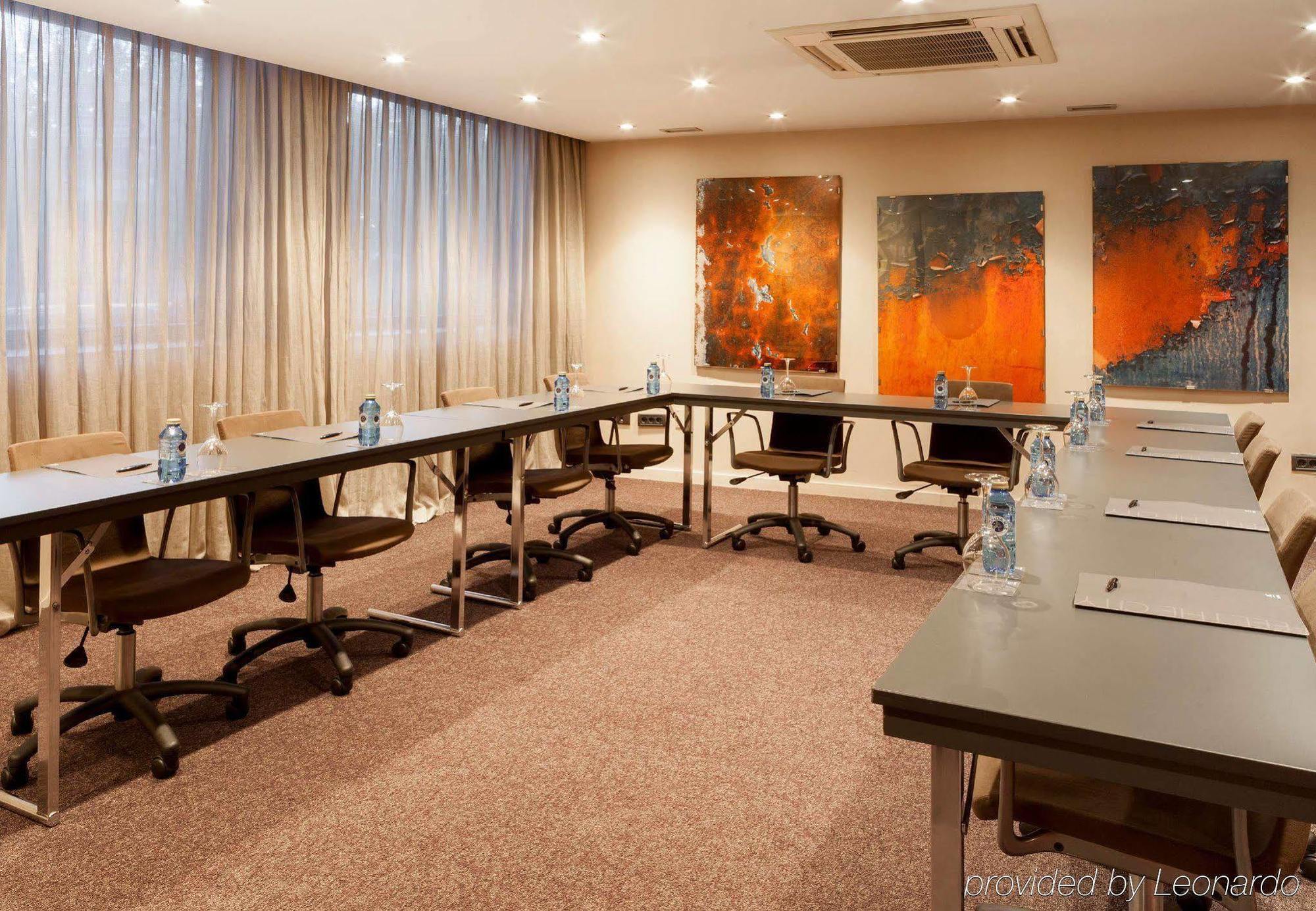 Ac Hotel Ponferrada By Marriott Εξωτερικό φωτογραφία