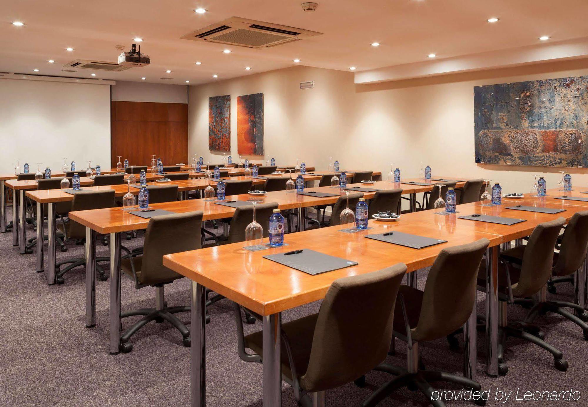 Ac Hotel Ponferrada By Marriott Εξωτερικό φωτογραφία