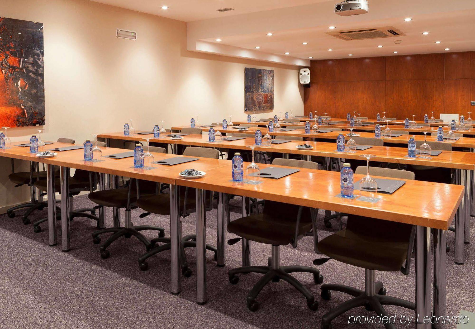 Ac Hotel Ponferrada By Marriott Εξωτερικό φωτογραφία